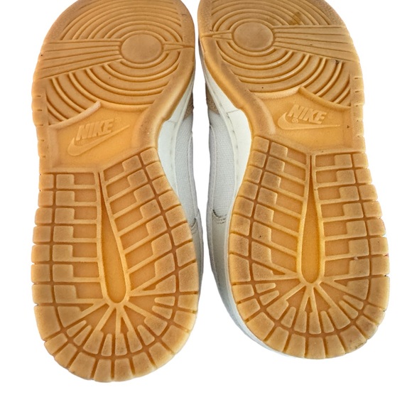 EUC Nike Dunk Low SE “If Lost Return To” Dunks - 5.5 M / 7.5 W - with Box - Picture 13 of 13